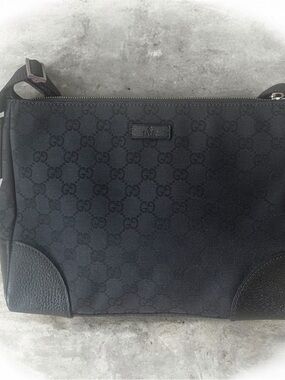 Gucci Black GG Canvas Messenger Crossbody